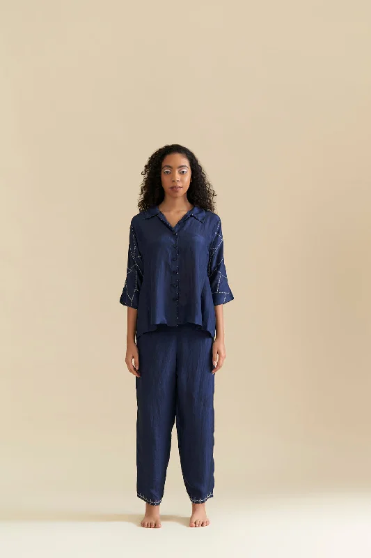 Luo Embroidered Shirt-- Zippered Front Buttoned Front Snap Front