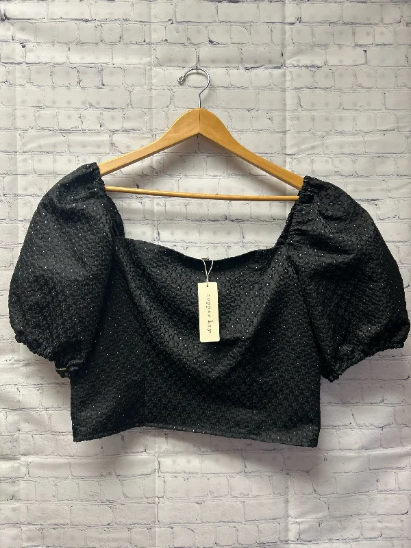Size Large Ladies Black Floral Copper Key Blouse Soft Modal Blouse