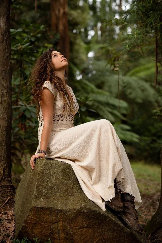 Mountain Skirt - Cream corduroy skirt durable