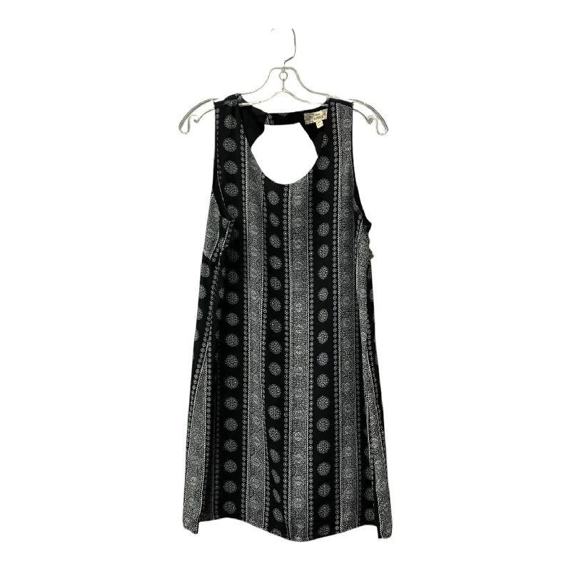Dress Casual Midi By Pink Republic In Black, Size:Xl Crew Neckline Sporty