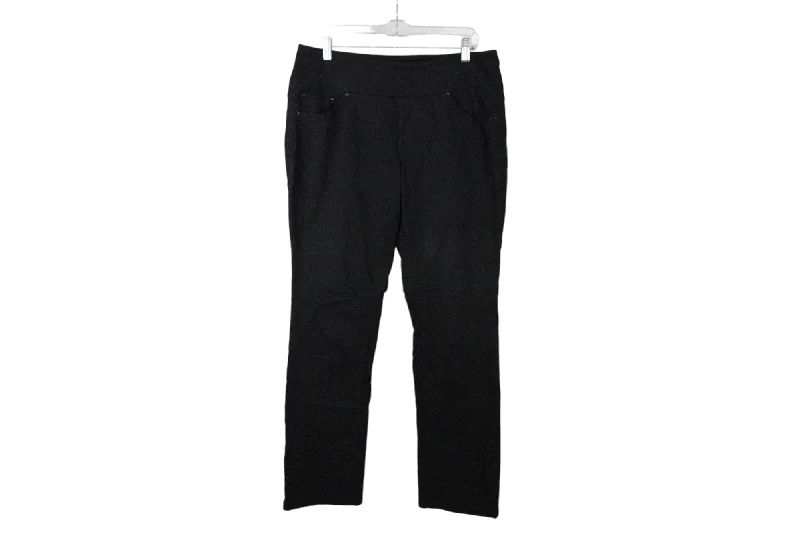 JAG High Rise Straight Leg Black Pants | 14 Petite Chic Faux Leather Pants