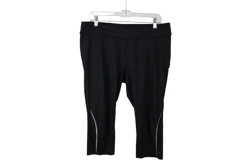 Champion Black Capri Pants | L Slim-Fit Leggings