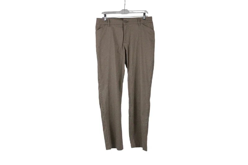 Lee Straight Leg Relaxed Fit Mid Rise Pants | 10 Modern Skinny Pants