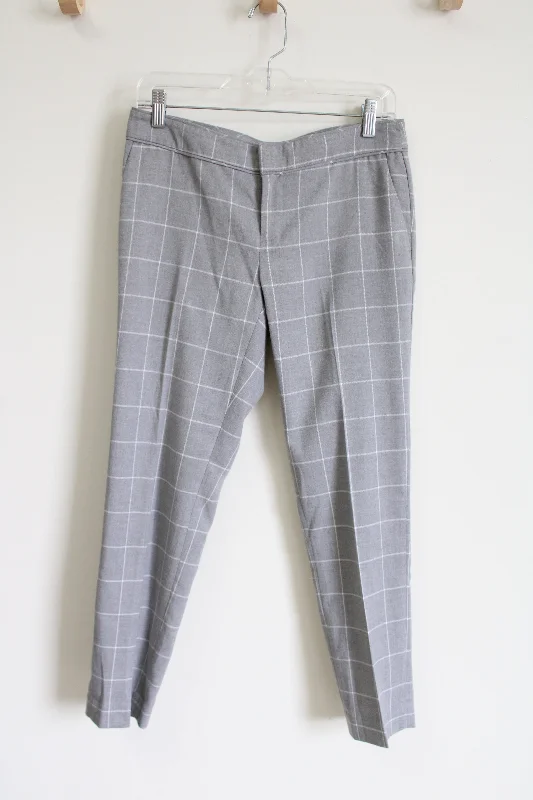 Banana Republic Ryan Fit Gray Windowpane Chino Pant | 2 Fashionable Button-Up Pants