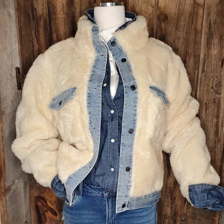 Scout Faux Shearling Jacket Ribbed Jacket Pleated Jacket Ruffled Jacket
