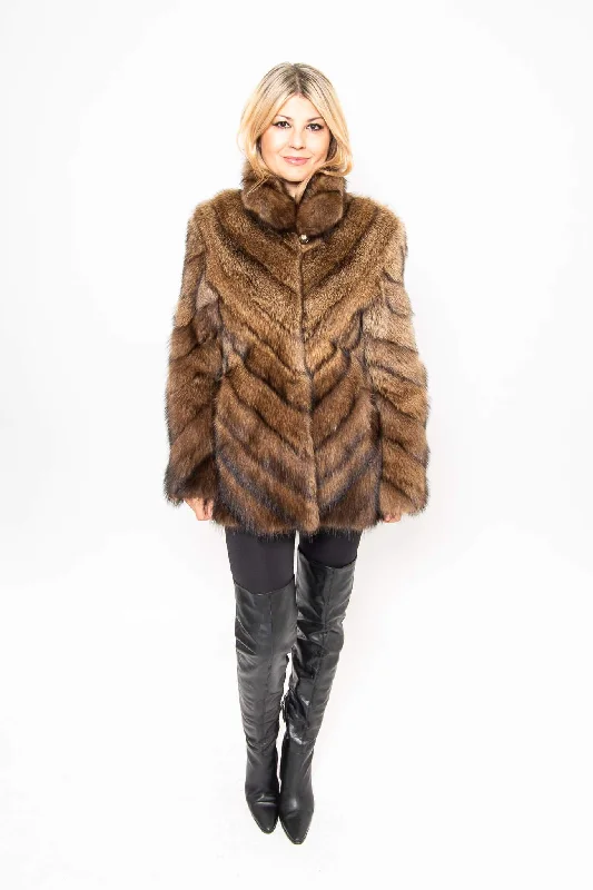 37 | Fisher Fur Jacket Zippered Front Buttoned Front Snap Front