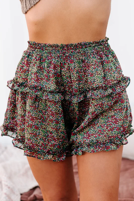 Esme Ditsy Floral Ruffled Shorts (Black Multi)