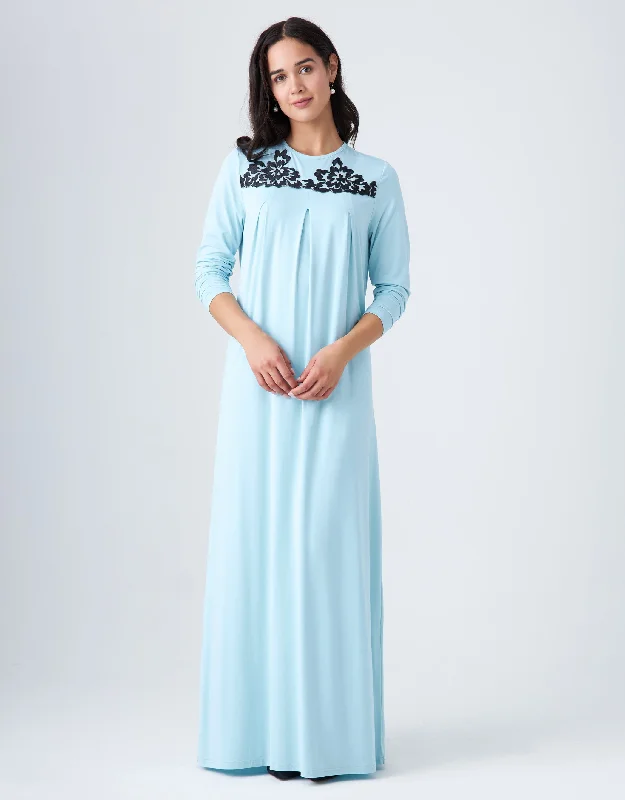 Pull On Lace Trimmed Pleated Nightgown Mint