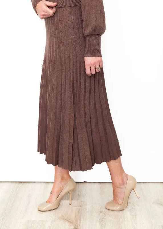 A Line Pleated Sweater Midi Skirt - Brown