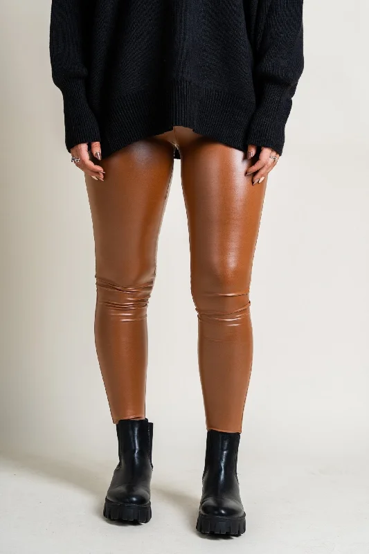 Faux leather leggings camel