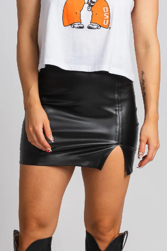 Faux leather skirt black