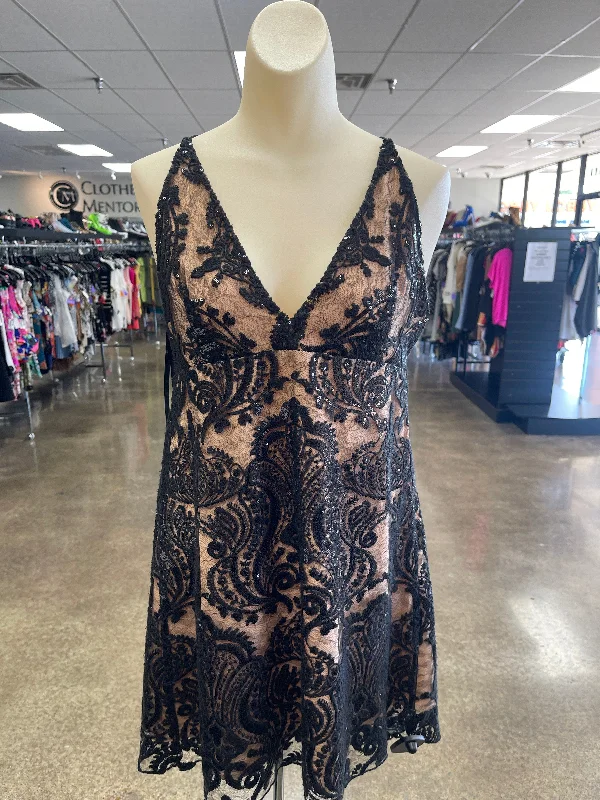 Black Dress Party Short Free People, Size M Tunics Essential wardrobe