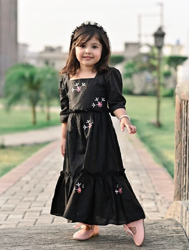 Mini Nova Black Embroidered Dress Comfortable Off-Shoulder Mini Dress