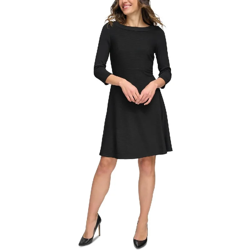 Tommy Hilfiger Womens Petites Mini Three Quarter Sleeve Fit & Flare Dress Elegant Floral-Print Mini Dress