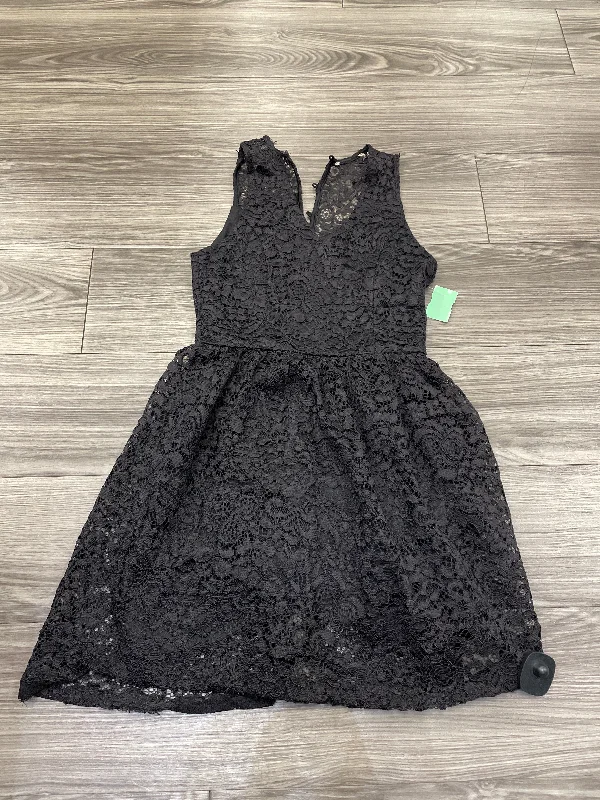 Black Dress Party Short Altard State, Size M Crew Neckline Sporty