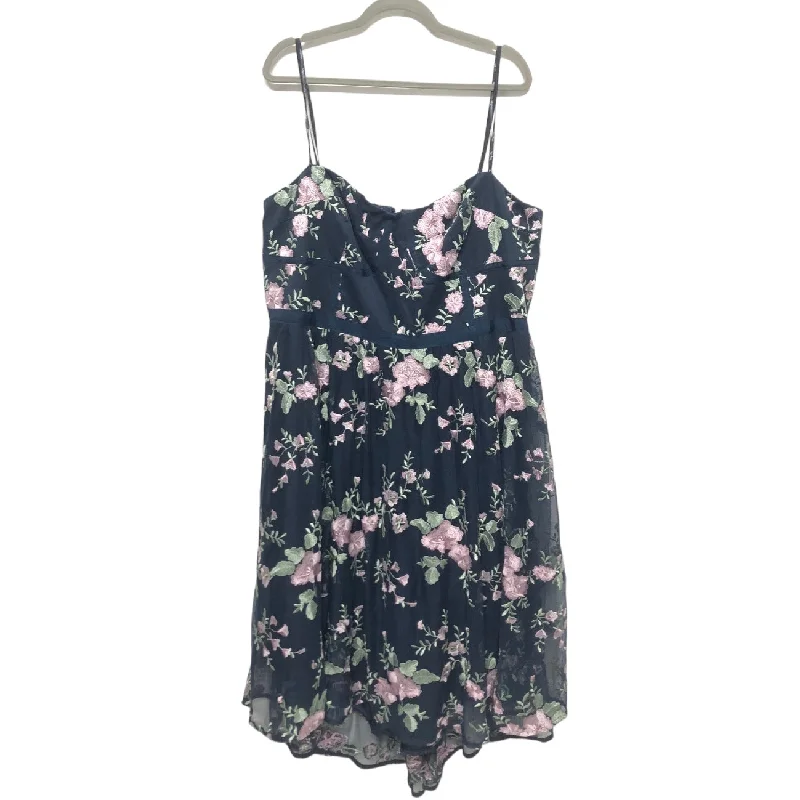 Navy Dress Party Short City Chic, Size 20 Tunics Chic elegant